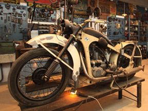 MUSEU DE LA MOTO de Bassella MUSEU DE LA MOTO de Bassella