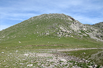 Pic del Portarró (2.734m), fàcilment assolible des del mateix Portarró d´Espot.