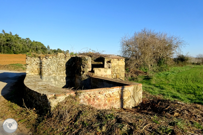 Al peu de les Gavarres des de Madremanya 1 