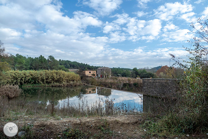 Ermita i castell de Merola des de la colònia de l’Ametlla de Merola 1 