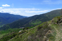 Vistes de la vall de Montardit.