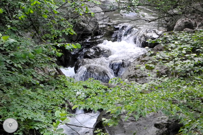 Beget i Rocabruna per camins de contrabandistes 1 