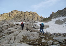 Uns 100m per sota de la Bretxa d´en Peyta.