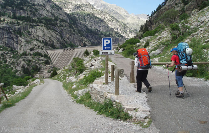 Besiberri Nord (3.014m) des de Cavallers per riu Malo 1 