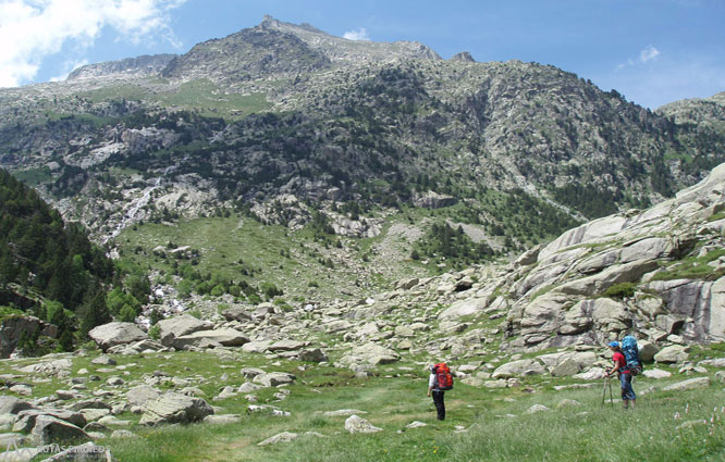 Besiberri Nord (3.014m) des de Cavallers per riu Malo 1 