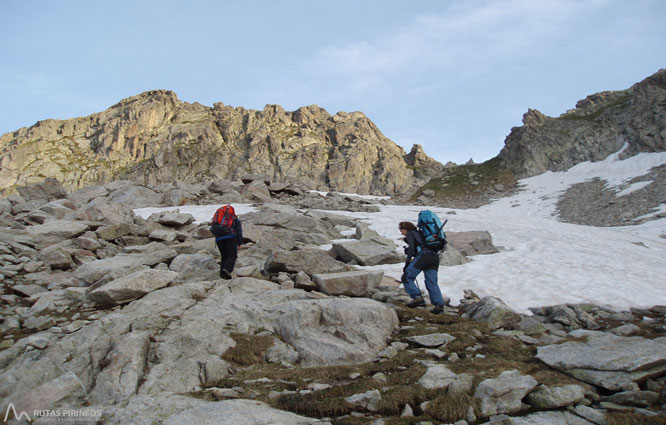 Besiberri Nord (3.014m) des de Cavallers per riu Malo 2 