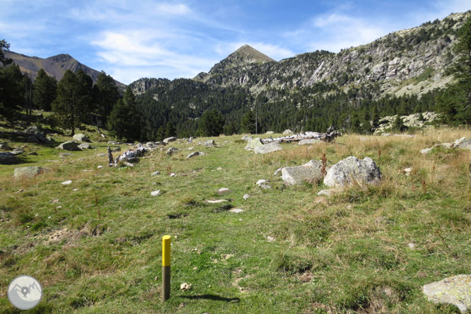 Besiberri Sud (3.024m) i Comaloforno (3.029m) pels estanys de Gémena 1 