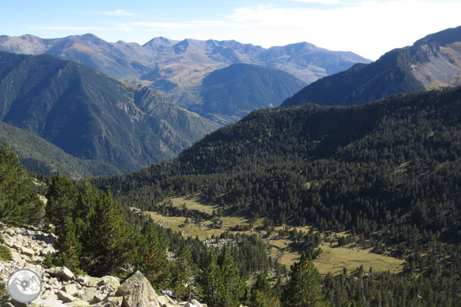 Besiberri Sud (3.024m) i Comaloforno (3.029m) pels estanys de Gémena 1 