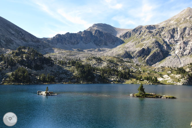 Besiberri Sud (3.024m) i Comaloforno (3.029m) pels estanys de Gémena 1 