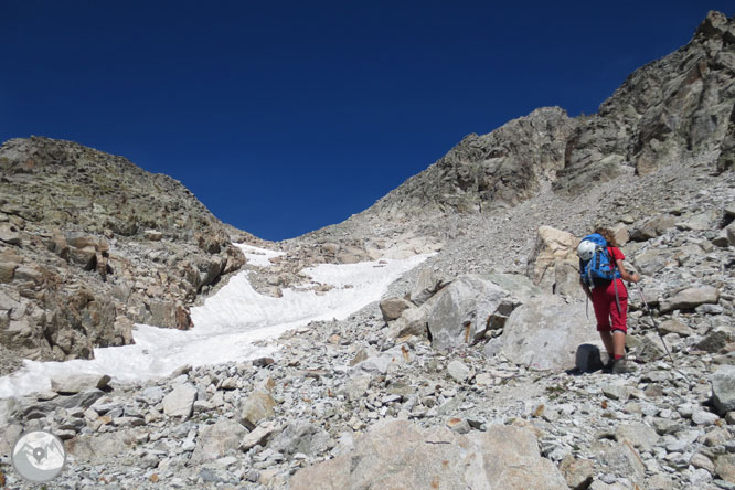 Besiberri Sud (3.024m) i Comaloforno (3.029m) pels estanys de Gémena 1 