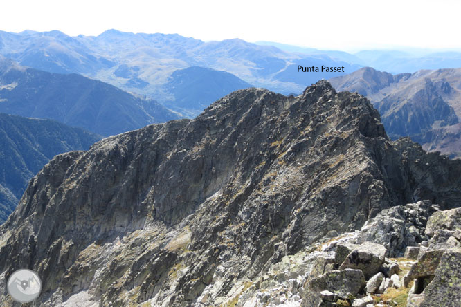 Besiberri Sud (3.024m) i Comaloforno (3.029m) pels estanys de Gémena 1 