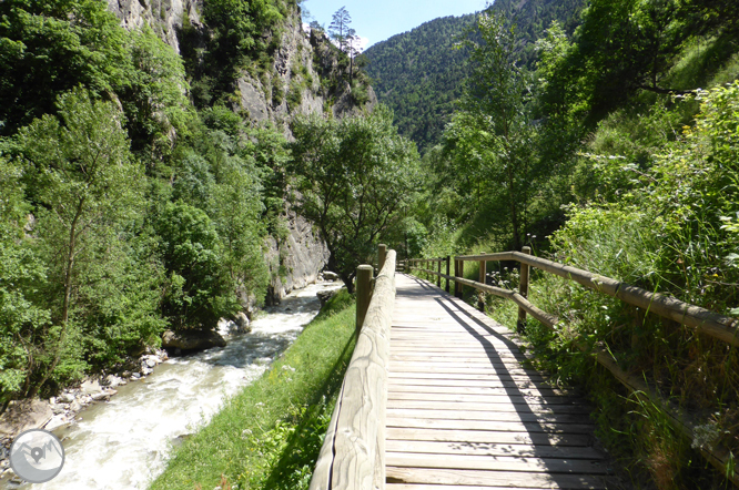 Bony de la Pica (2.402m) des de la Margineda 1 