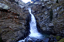 L´espectacular cascada de la Cua de Cavall. 