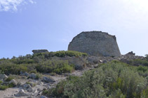 Arribem a la torre de Norfeu.