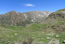 Vistes de la zona de la canal de Pigolo des del Carrilet.