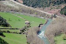 El pla de Sant Joan i la borda de Menal.