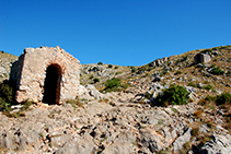 Segona i tercera capella al Camí Vell de Santa Caterina.