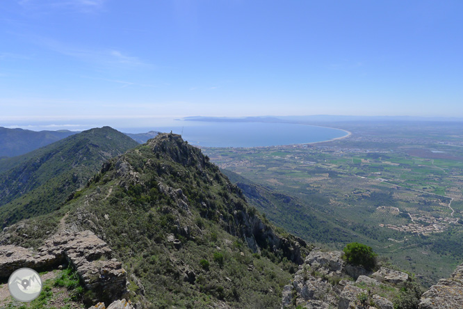 Castell de Sant Salvador de Verdera des de Sant Pere de Rodes 1 