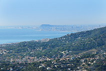 Vistes a la costa de Barcelona.