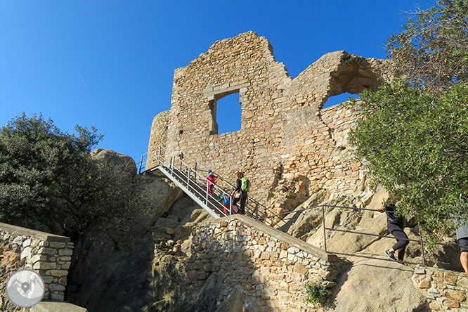 El castell de Burriac i el Camí de les Fonts des d’Argentona 1 