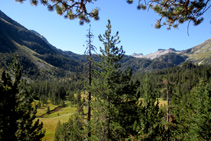 Vistes del pla d´Aigües Tòrtes des del mirador.