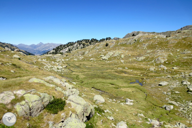 Circ i estanys de Colomèrs des del Plan des Banhs 1 