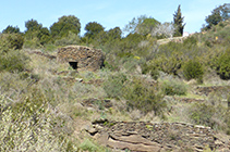 Cabana rodona de pedra seca.