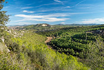 Vistes al fons de la vall. 