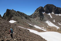 Arribant al coll de Saretas.