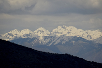 Massís de la Pica d´Estats des de la borda de Cossant.