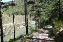 Baixant cap al pont d´Arboló.