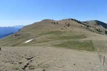 Arribem al coll de la Bona.