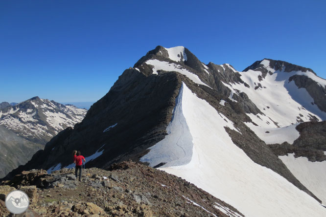 Posets (3.375m) per la cresta d