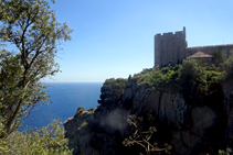 Torre de guaita i ermita de Sant Sebastià de la Guarda.