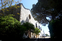Ermita i antiga hostatgeria de Sant Sebastià de la Guarda.