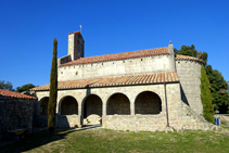 Porxo de l´església de Santa Bàrbara.