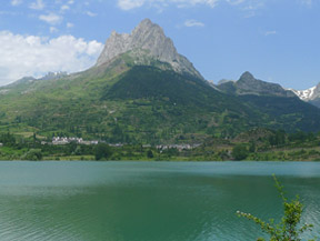 Camí Natural de l´embassament de Lanuza