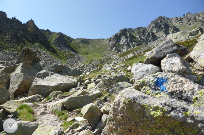 Estany de les Abelletes i pics d