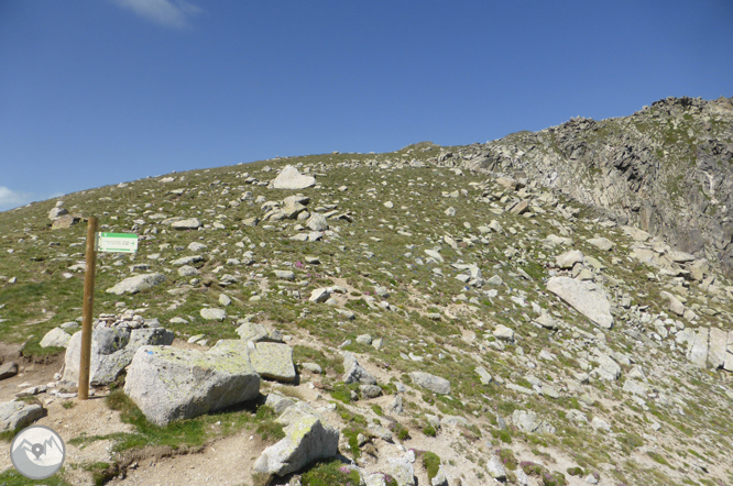 Estany de les Abelletes i pics d