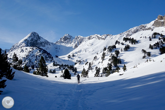 Estany de Baciver des del pla de Beret 1 