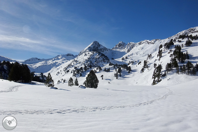 Estany de Baciver des del pla de Beret 1 