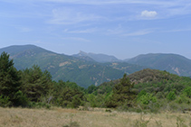 Vistes de la serra de Sant Gervàs (al fons).