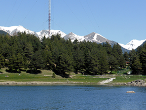 Estany d´Engolasters i camí de les Pardines