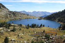 Vistes a l´estany Gémena de Baix.