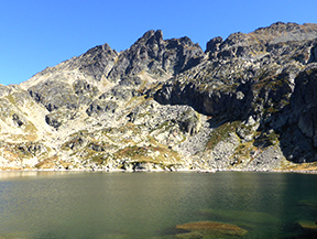 Estanys de Juclar i pic d´Escobes (2.779m)