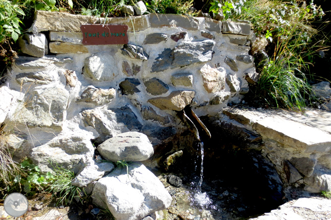 Estanys del Pessó des del pont de la Ribera 1 