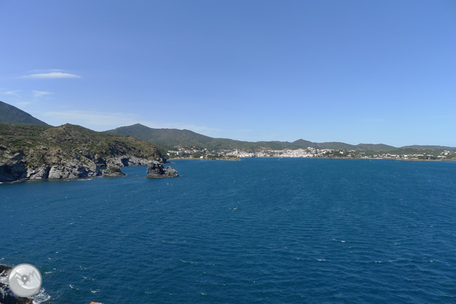 Far de Cala Nans des de Cadaqués 1 