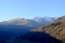 Les muntanyes d´Ulldeter des del punt més elevat de la Roca.