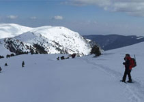 Panoràmica de la part oriental de la serra d´Ensija, baixant de la Gallina Pelada.