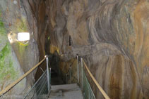Aquesta gruta va servir de refugi a <i>trabucaires</i> i delinqüents.
